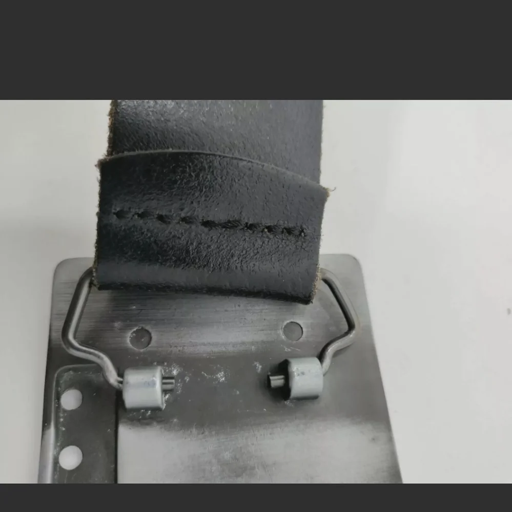 River Island Cassette Heavy Metal Buckle Belt Mens S (36in) - Picture 9 of 9